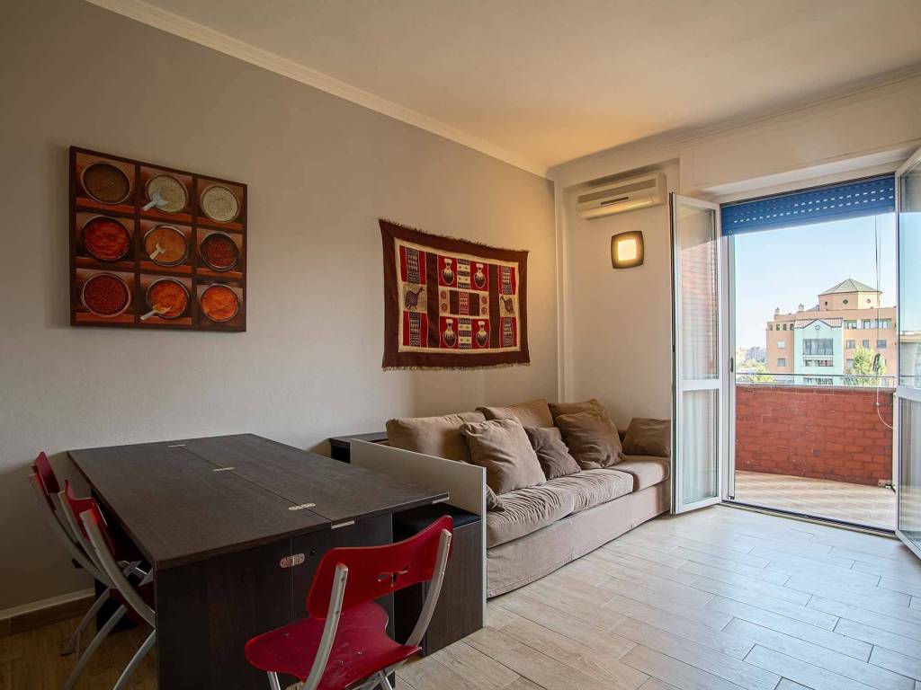 appartamento in affitto a Milano in zona Adriano