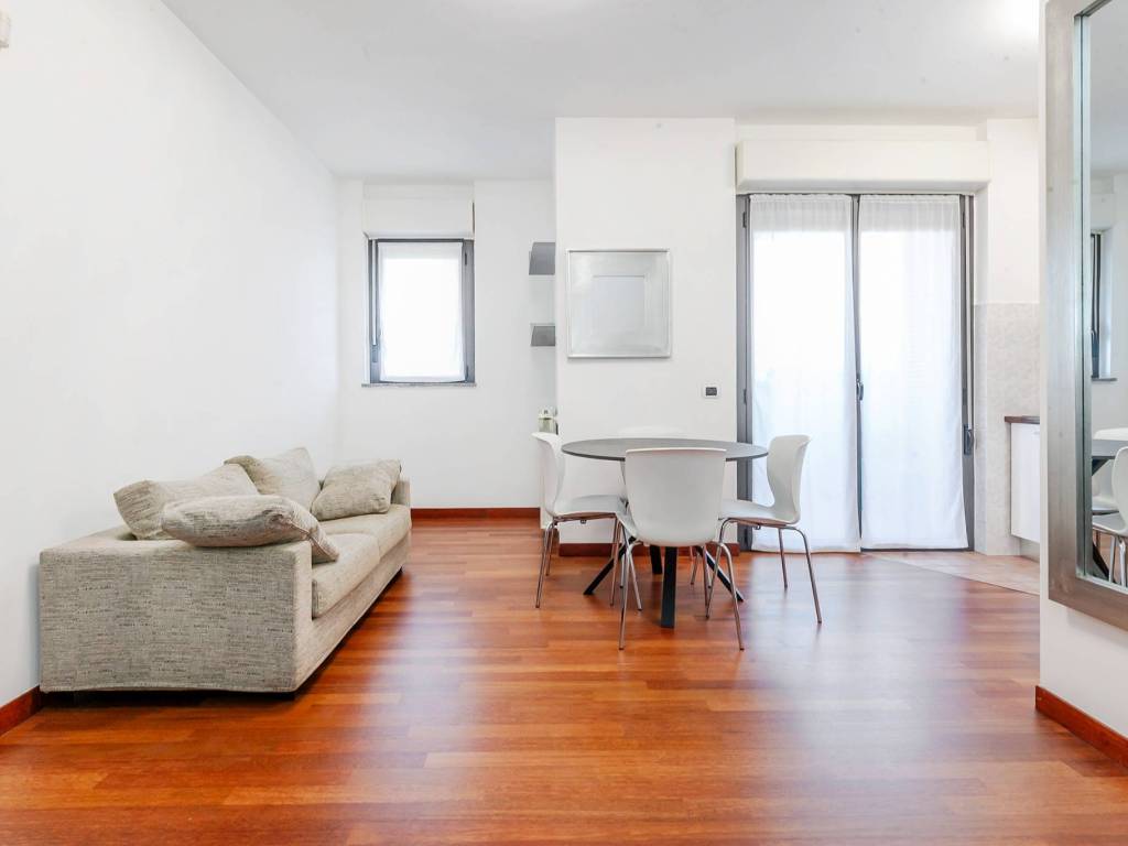 appartamento in affitto a Milano in zona Isola
