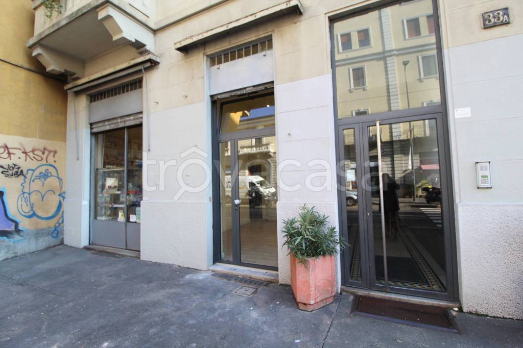 negozio in affitto a Milano in zona Bocconi