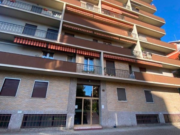 negozio in affitto a Milano in zona Città Studi