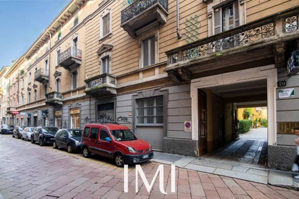 negozio in affitto a Milano in zona Solari