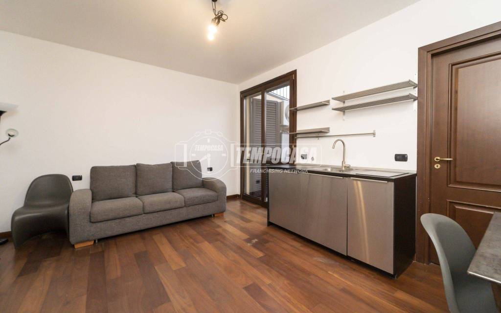 appartamento in affitto a Milano in zona Centro Direzionale