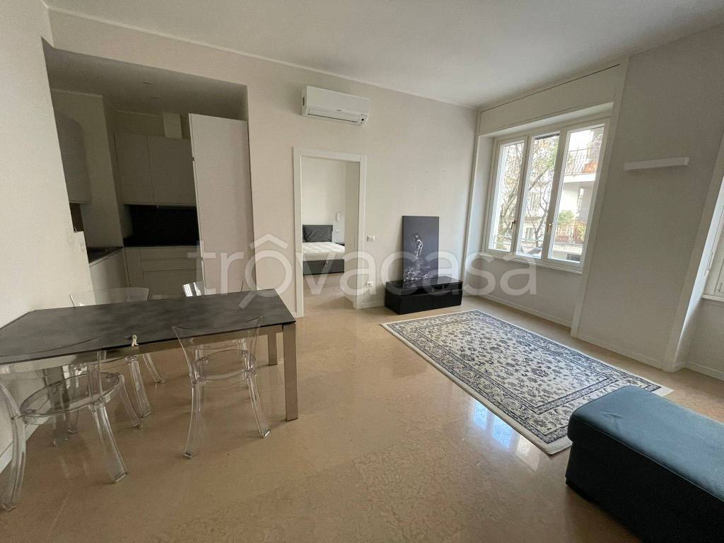 appartamento in affitto a Milano in zona Sant'Ambrogio