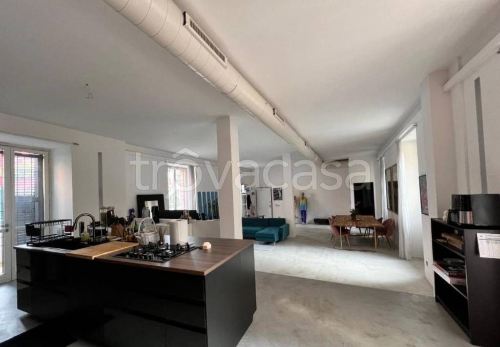 appartamento in affitto a Milano in zona Cascina dei Pomi