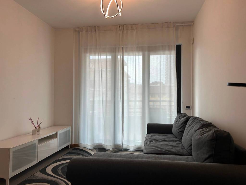 appartamento in affitto a Milano in zona Centro Direzionale