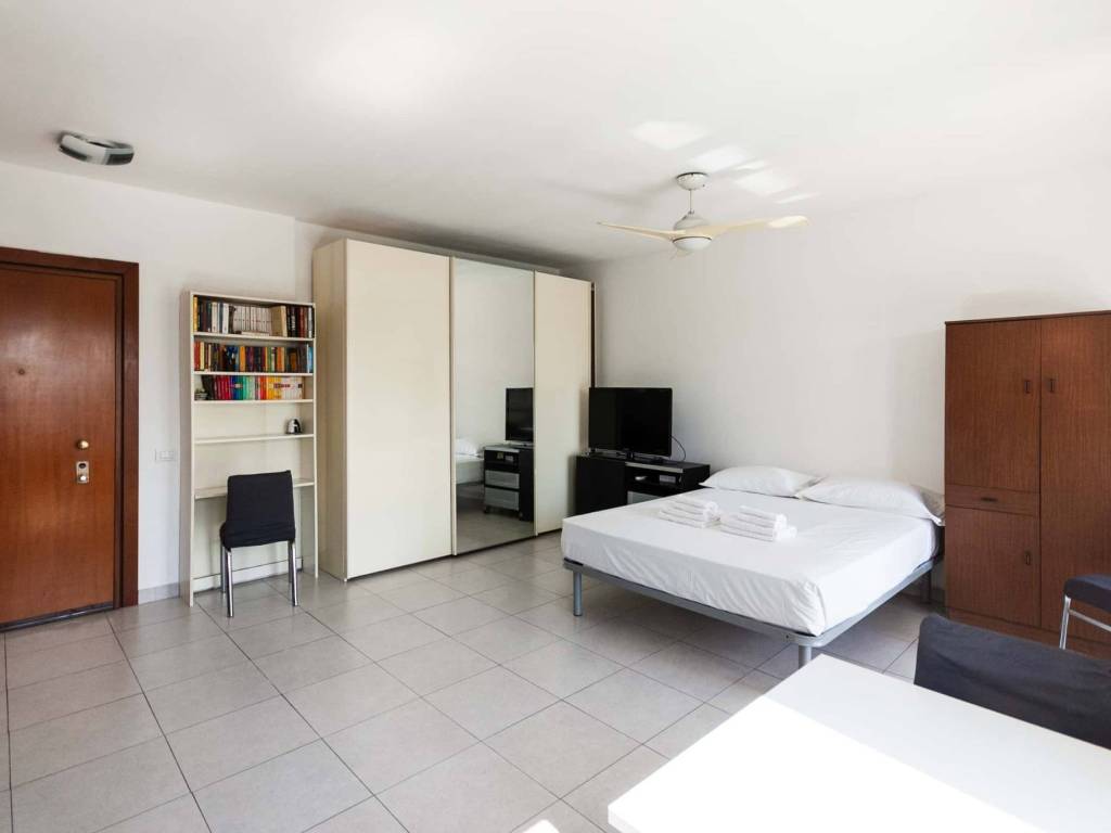 appartamento in affitto a Milano in zona Adriano