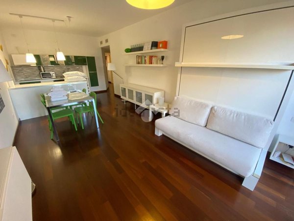 appartamento in affitto a Milano in zona Porta Genova