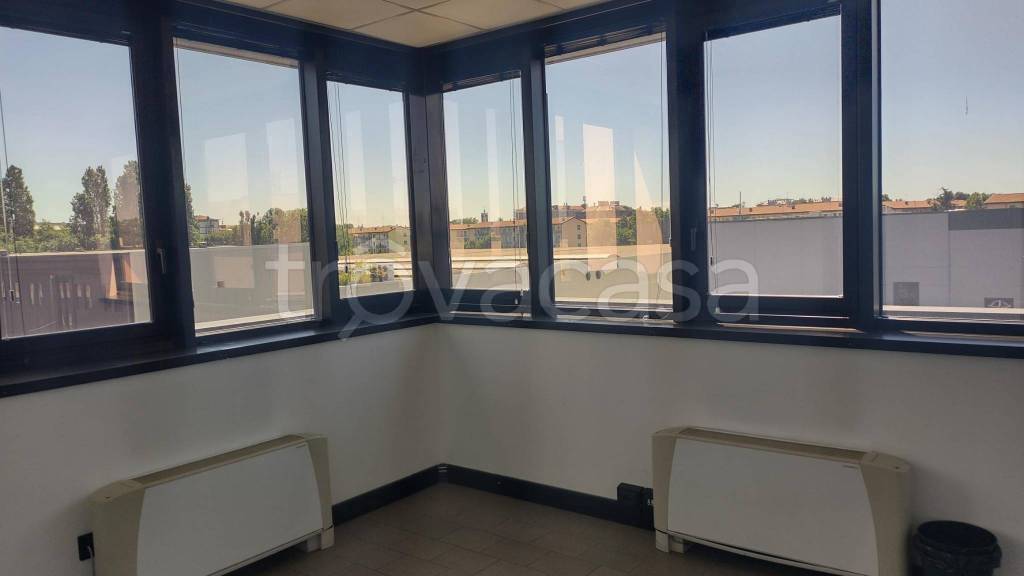 ufficio in affitto a Milano in zona Forlanini
