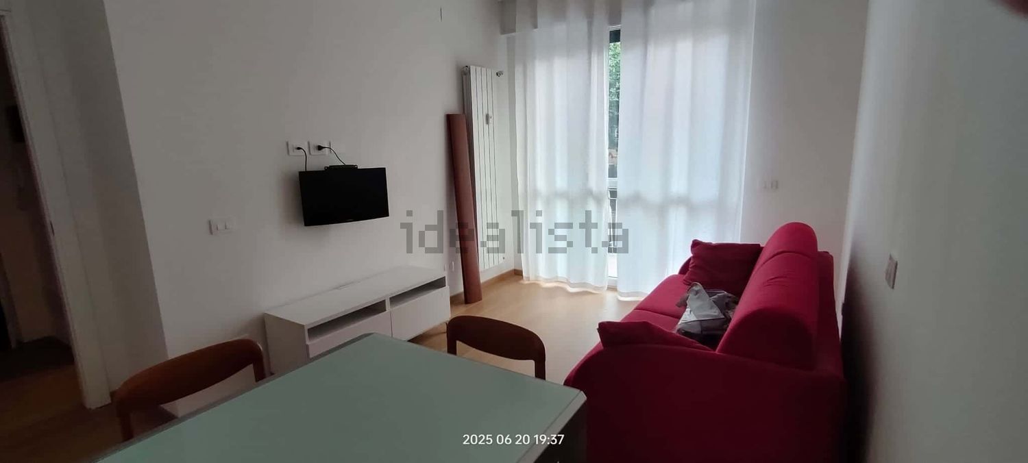 appartamento in affitto a Milano in zona Lorenteggio