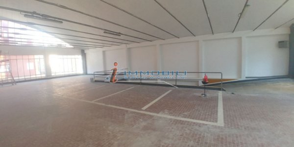 capannone in affitto a Milano