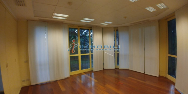 ufficio in affitto a Milano in zona Guastalla