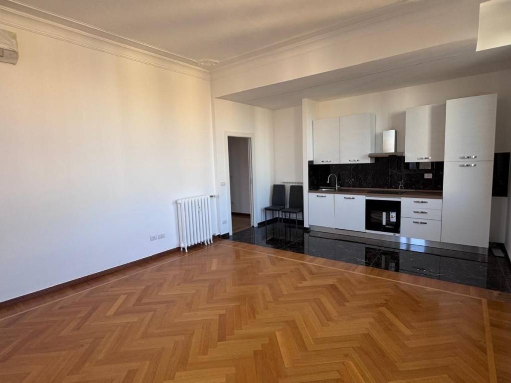 appartamento in affitto a Milano in zona XXII Marzo