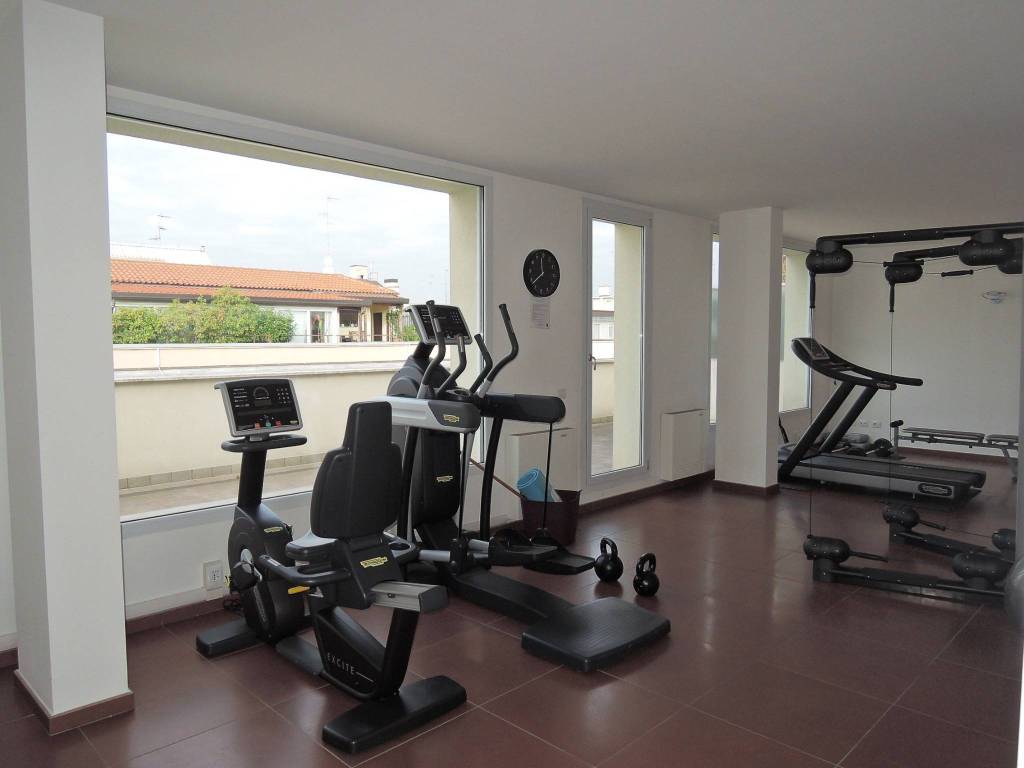 appartamento in affitto a Milano in zona Centro Direzionale