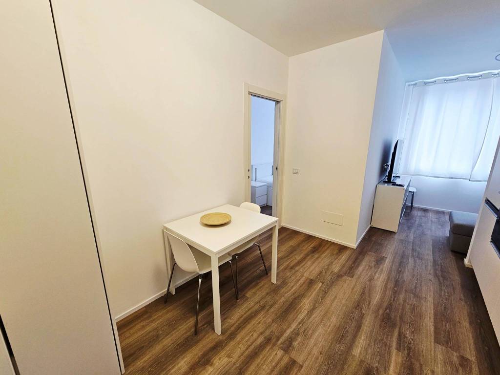 appartamento in affitto a Milano in zona Vigentino
