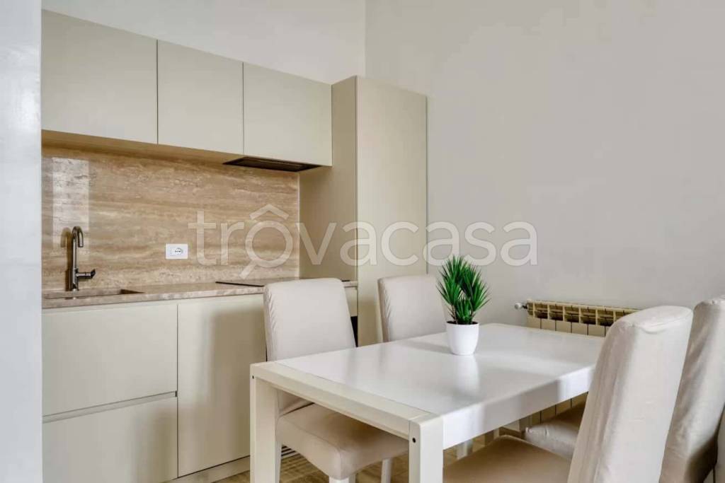 appartamento in affitto a Milano in zona Vigentino