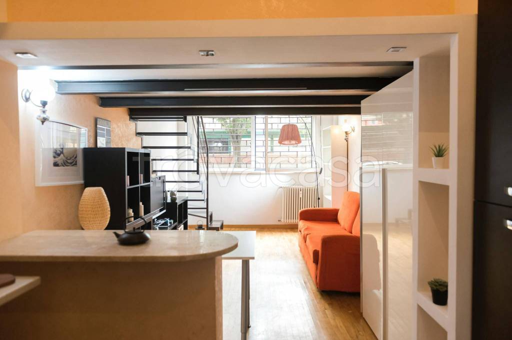 appartamento in affitto a Milano in zona Porta Genova