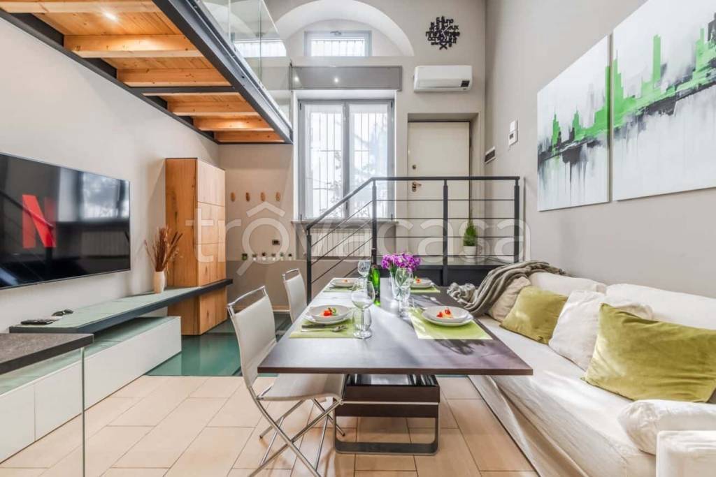 appartamento in affitto a Milano in zona Isola