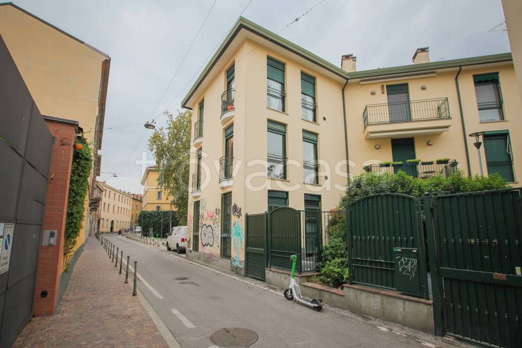 appartamento in affitto a Milano in zona Porta Genova
