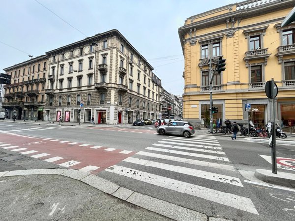 locale commerciale in affitto a Milano
