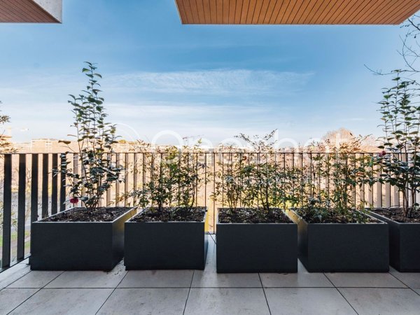 appartamento in affitto a Milano in zona Lorenteggio