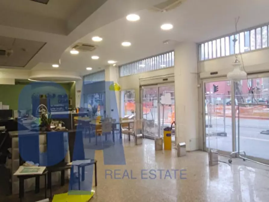 negozio in affitto a Milano in zona Maciachini