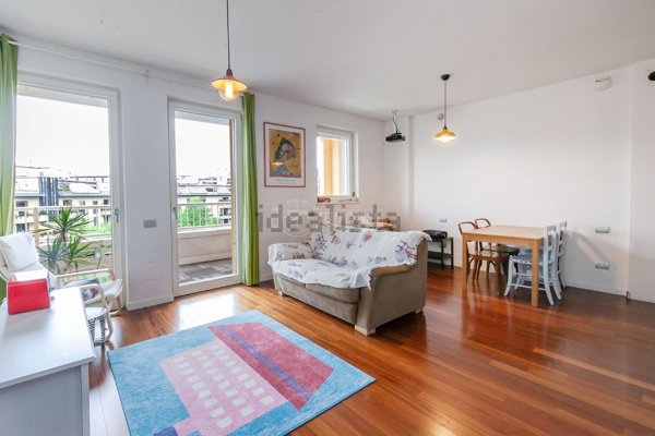 appartamento in affitto a Milano in zona Isola