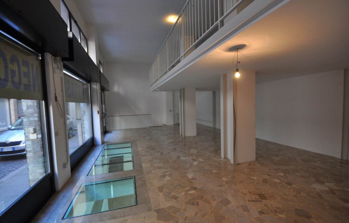 negozio in affitto a Milano in zona Centro Storico