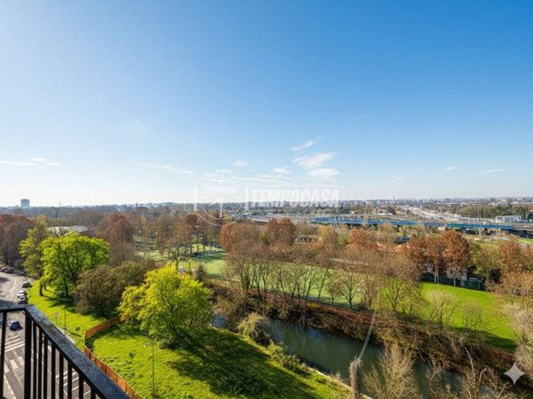 negozio in affitto a Milano in zona Lambrate