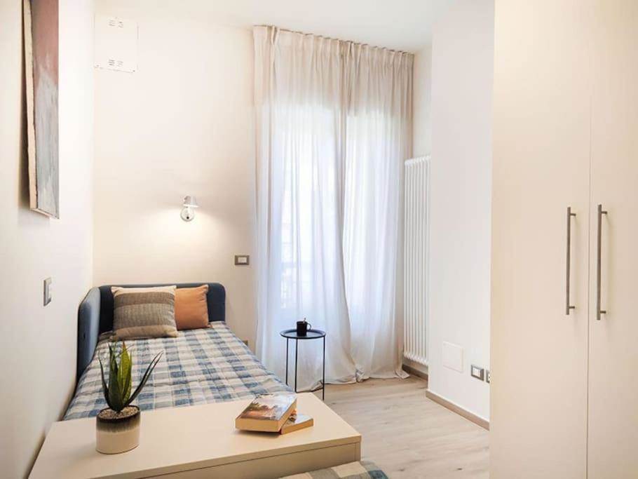 appartamento in affitto a Milano in zona Famagosta