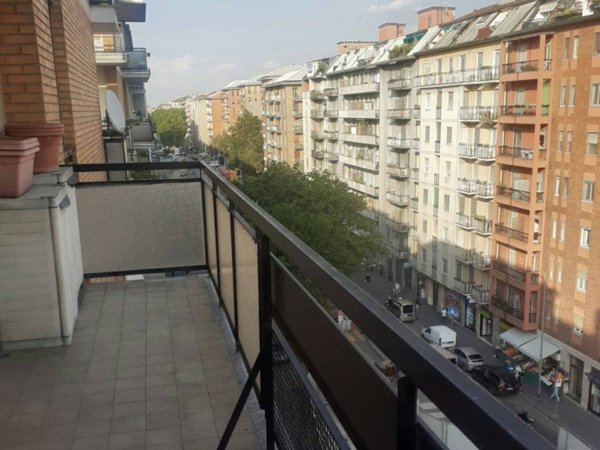 appartamento in affitto a Milano in zona Lorenteggio