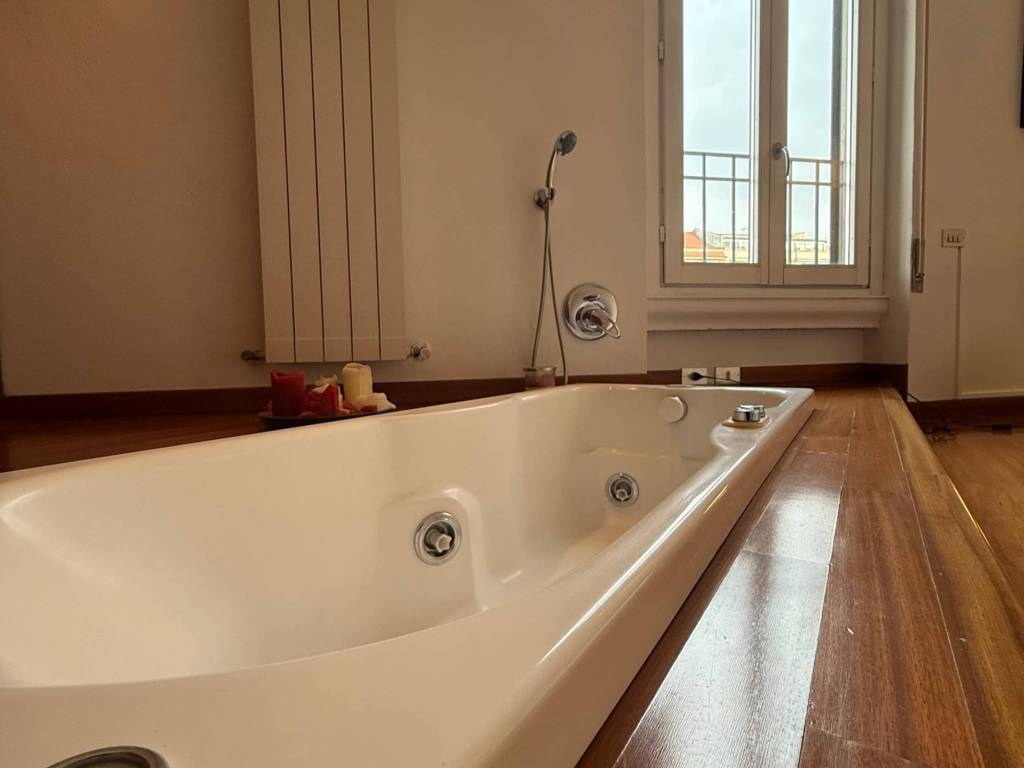 appartamento in affitto a Milano in zona Centro Direzionale