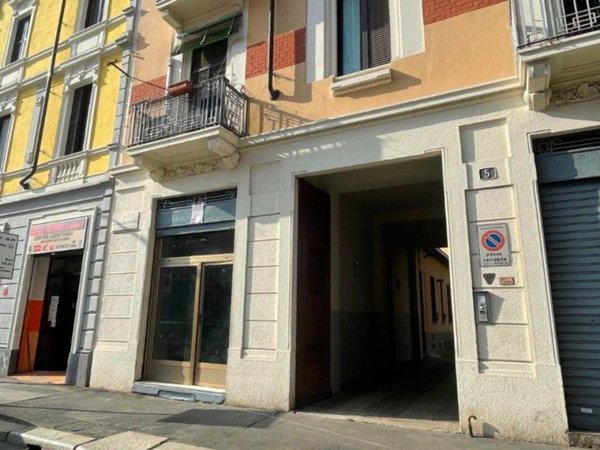negozio in affitto a Milano in zona Isola