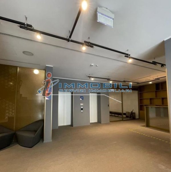 ufficio in affitto a Milano