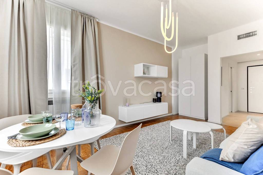 appartamento in affitto a Milano