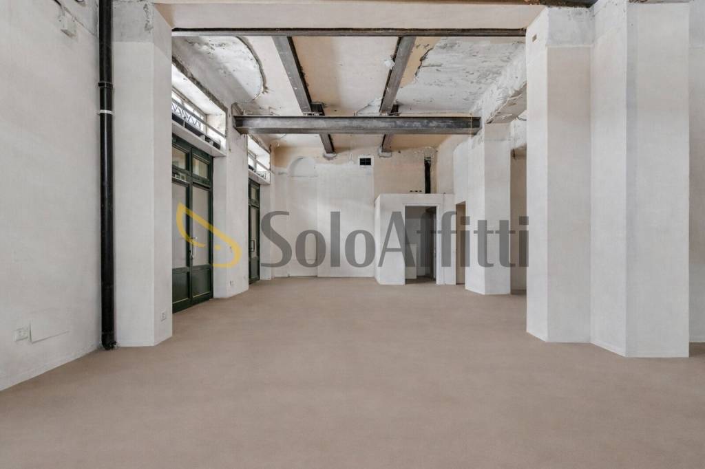 negozio in affitto a Milano