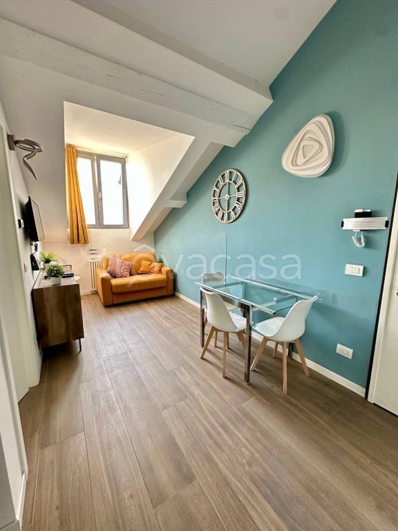 appartamento in affitto a Milano in zona Piazzale Lodi