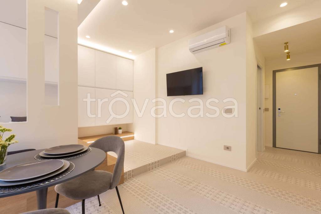 appartamento in affitto a Milano in zona Sempione