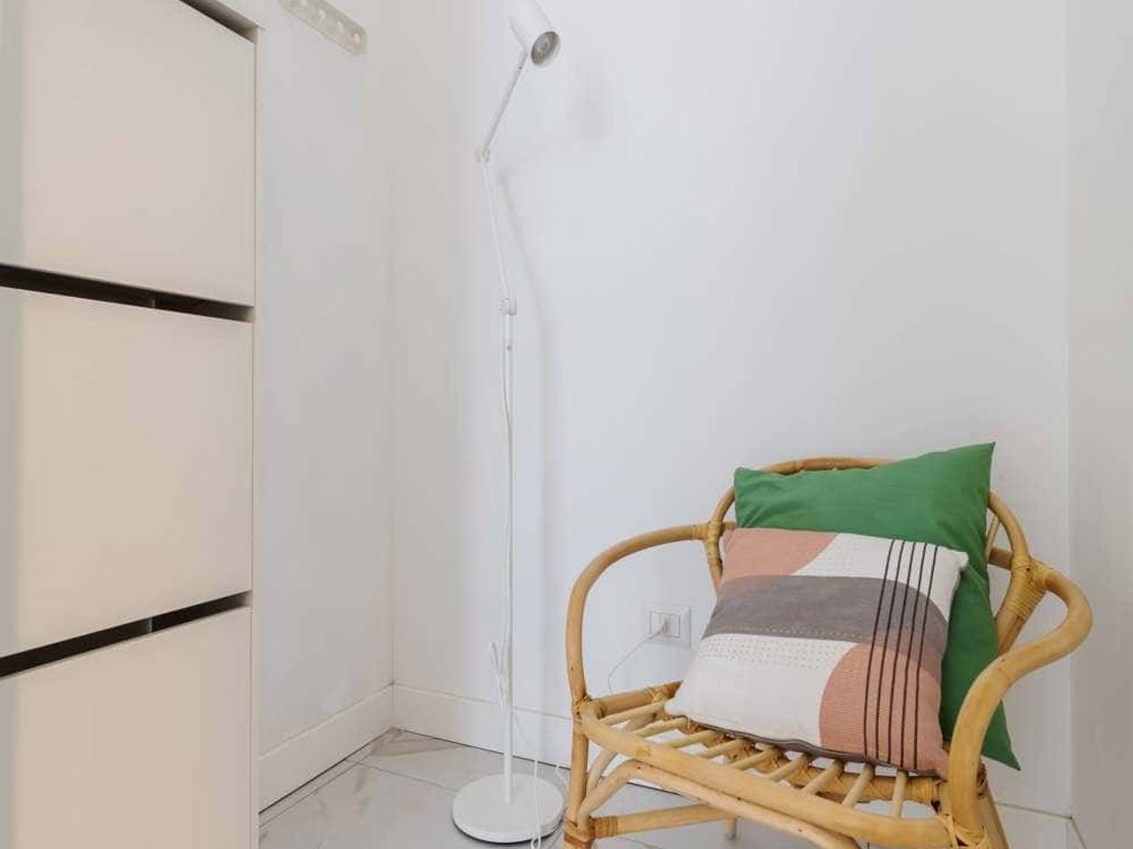 negozio in affitto a Milano in zona Bocconi