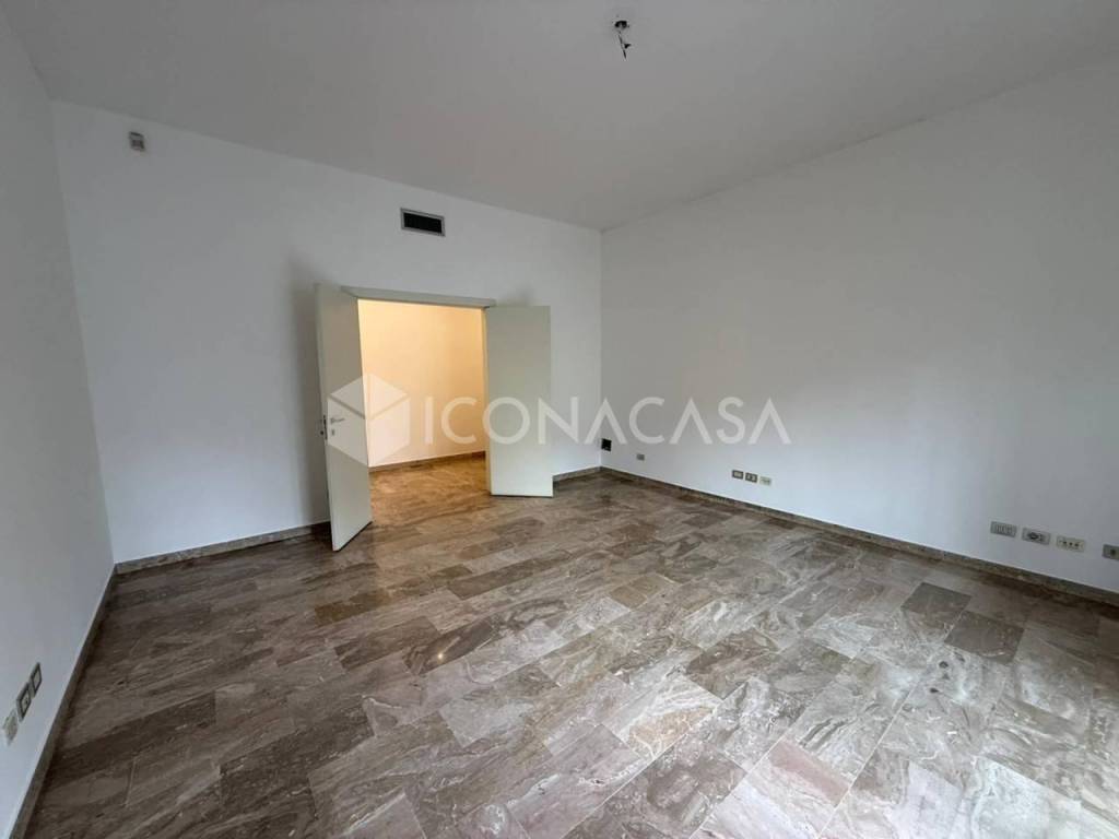 ufficio in affitto a Milano