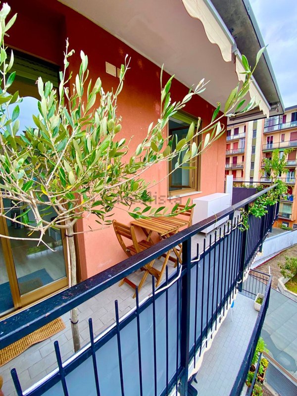 appartamento in affitto a Milano in zona Baggio