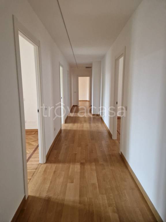 ufficio in affitto a Milano