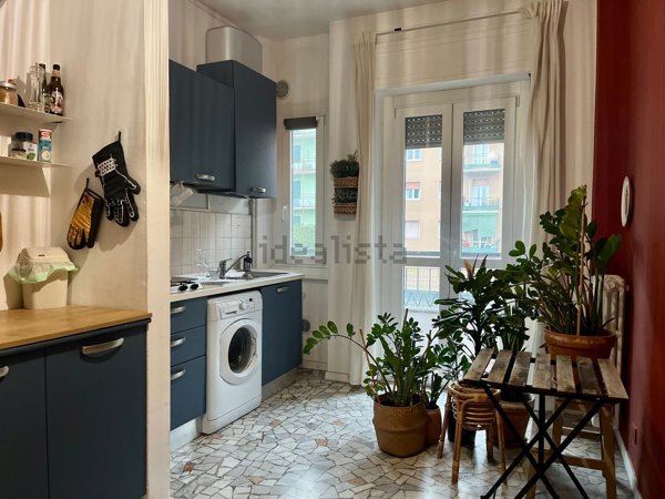 appartamento in affitto a Milano in zona Lorenteggio
