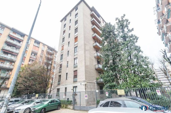 appartamento in affitto a Milano in zona Rembrandt