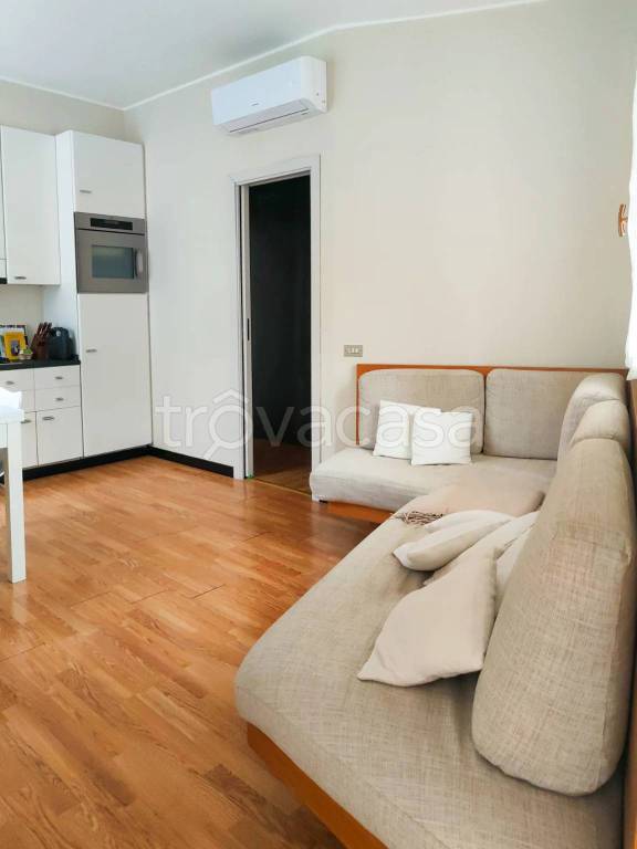 appartamento in affitto a Milano in zona Solari