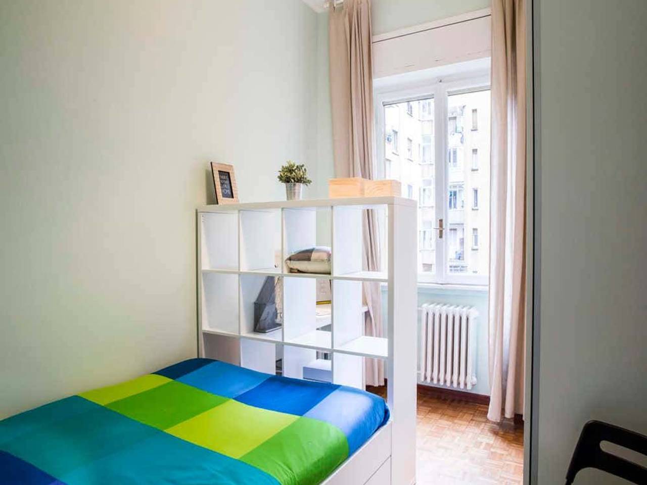 negozio in affitto a Milano in zona Il Portello