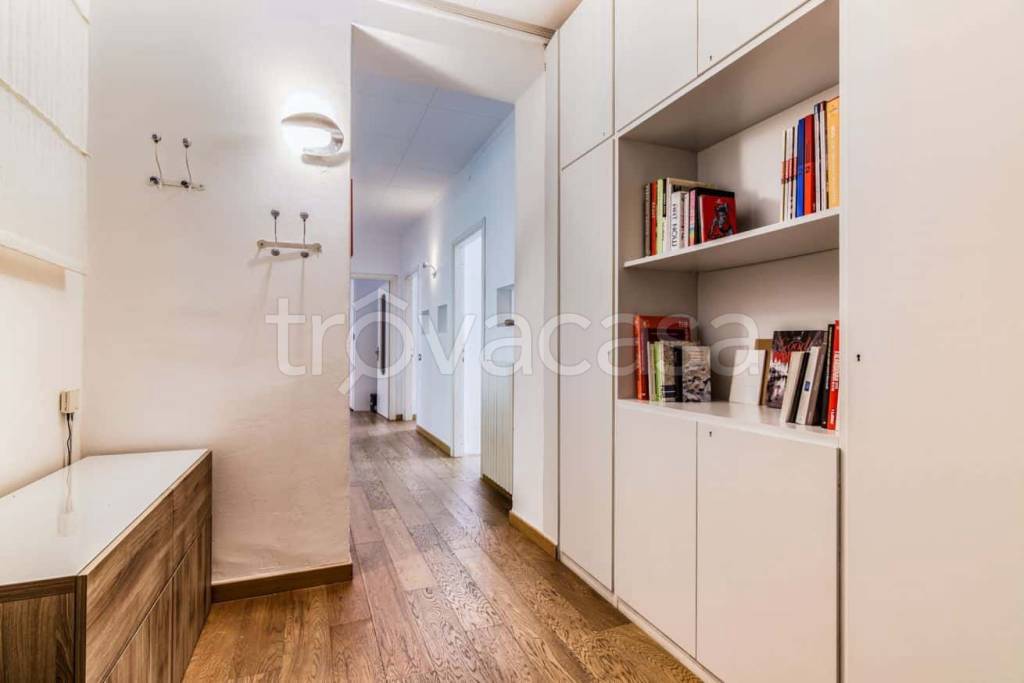 appartamento in affitto a Milano in zona Isola