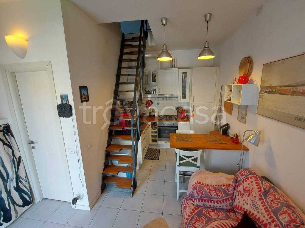 appartamento in affitto a Milano in zona Barona