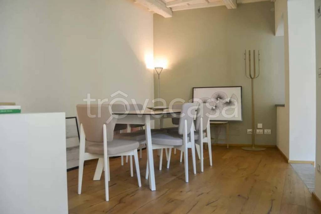 appartamento in affitto a Milano in zona Sant'Ambrogio