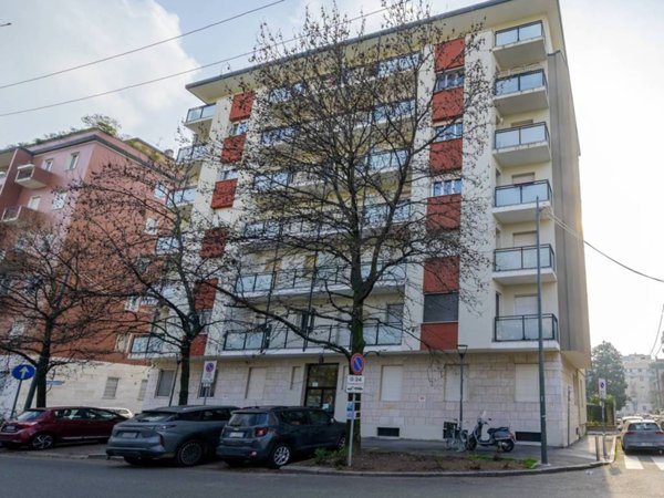 appartamento in affitto a Milano in zona Sempione