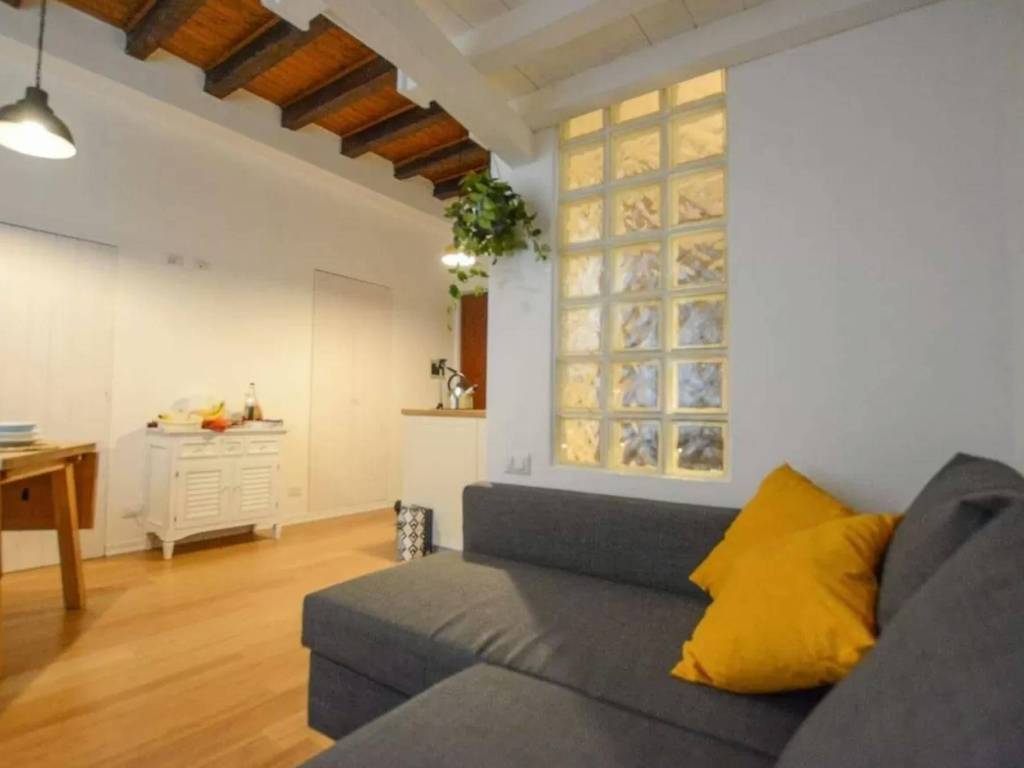 appartamento in affitto a Milano in zona Bocconi